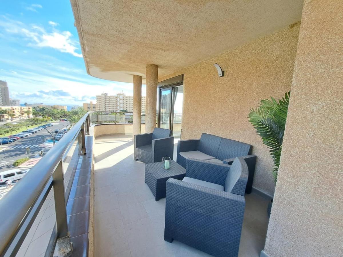 Newly Reformed 2 Bedroom Apartment In The Center Of Los Cristianos Los Cristianos  Eksteriør bilde