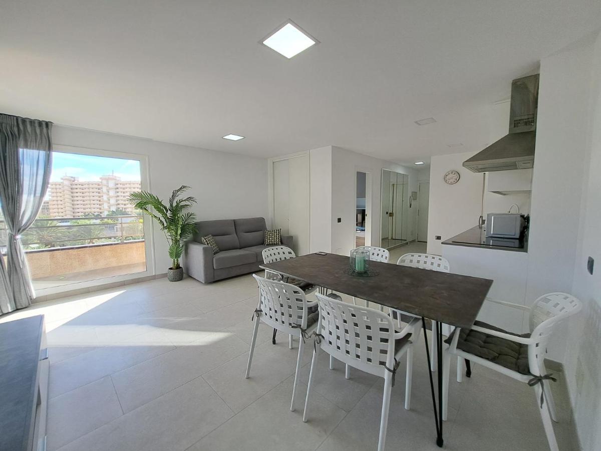 Newly Reformed 2 Bedroom Apartment In The Center Of Los Cristianos Los Cristianos  Eksteriør bilde