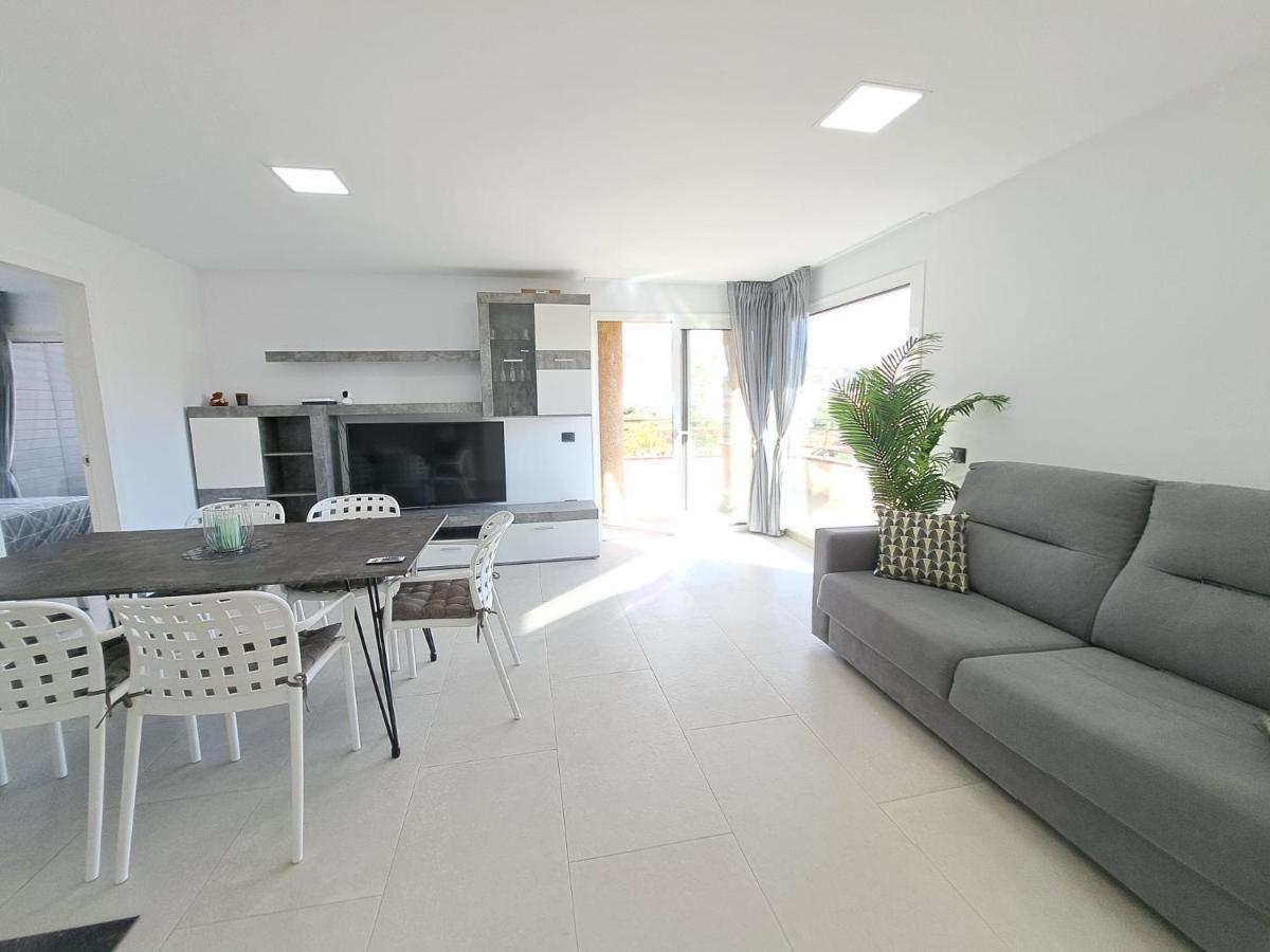 Newly Reformed 2 Bedroom Apartment In The Center Of Los Cristianos Los Cristianos  Eksteriør bilde